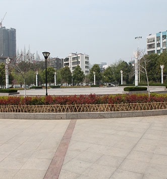 园林青广场实景拍摄