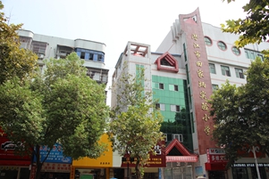 实验小学